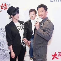 老师掀起裙子让我挺进去